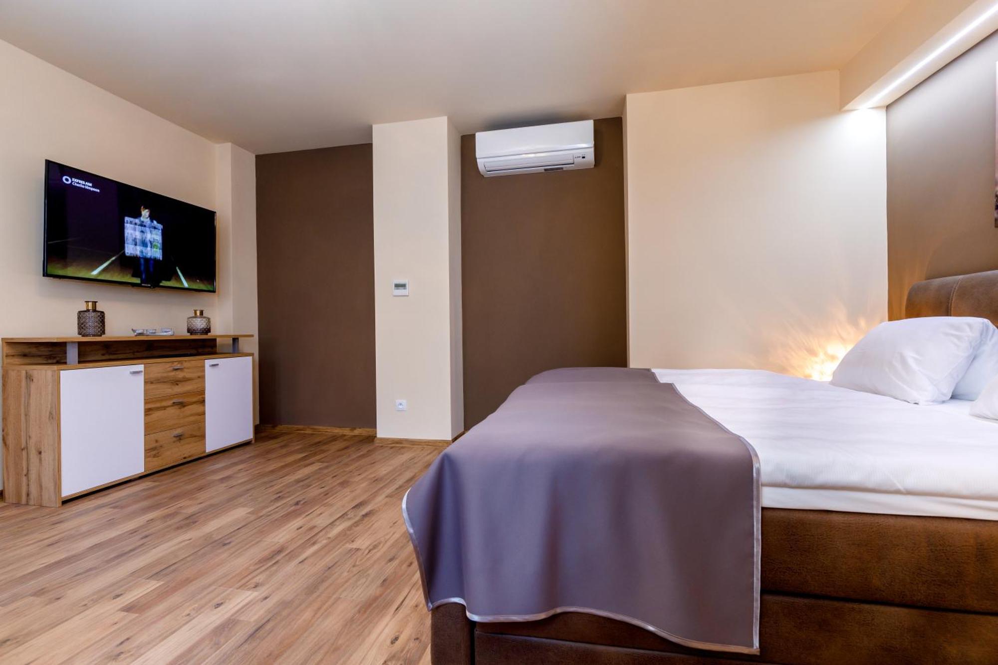 Apartments Menuet Karlovy Vary Chambre photo